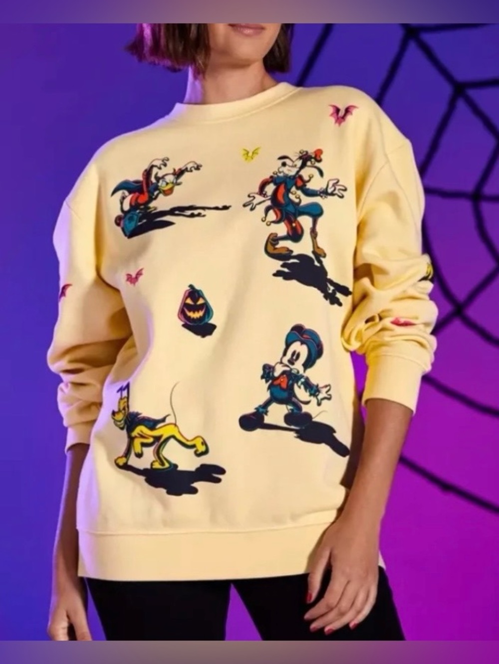 Disney Parks Mickey Mouse and Friends Halloween Pullover
Sweatshirt NWT